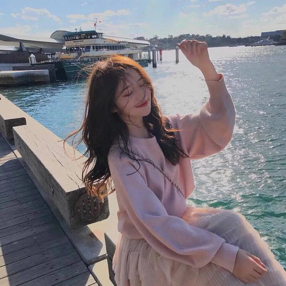 开局捡个盲眼国舅竟是黑莲花