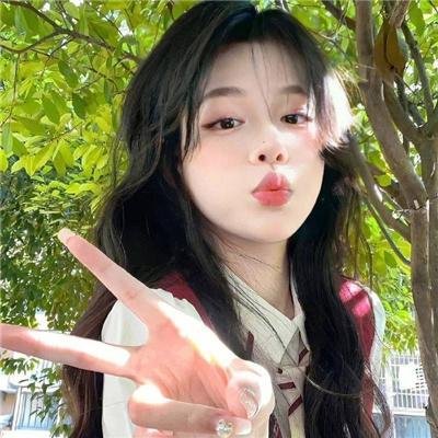 桃花含露又春风